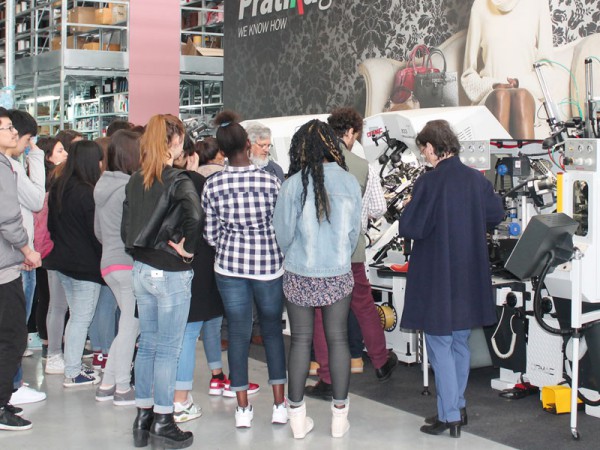 Alcuni momenti dello stage degli studenti del Corso di Moda dell'Istituto Superiore Checchi ospiti di PratikaGroup